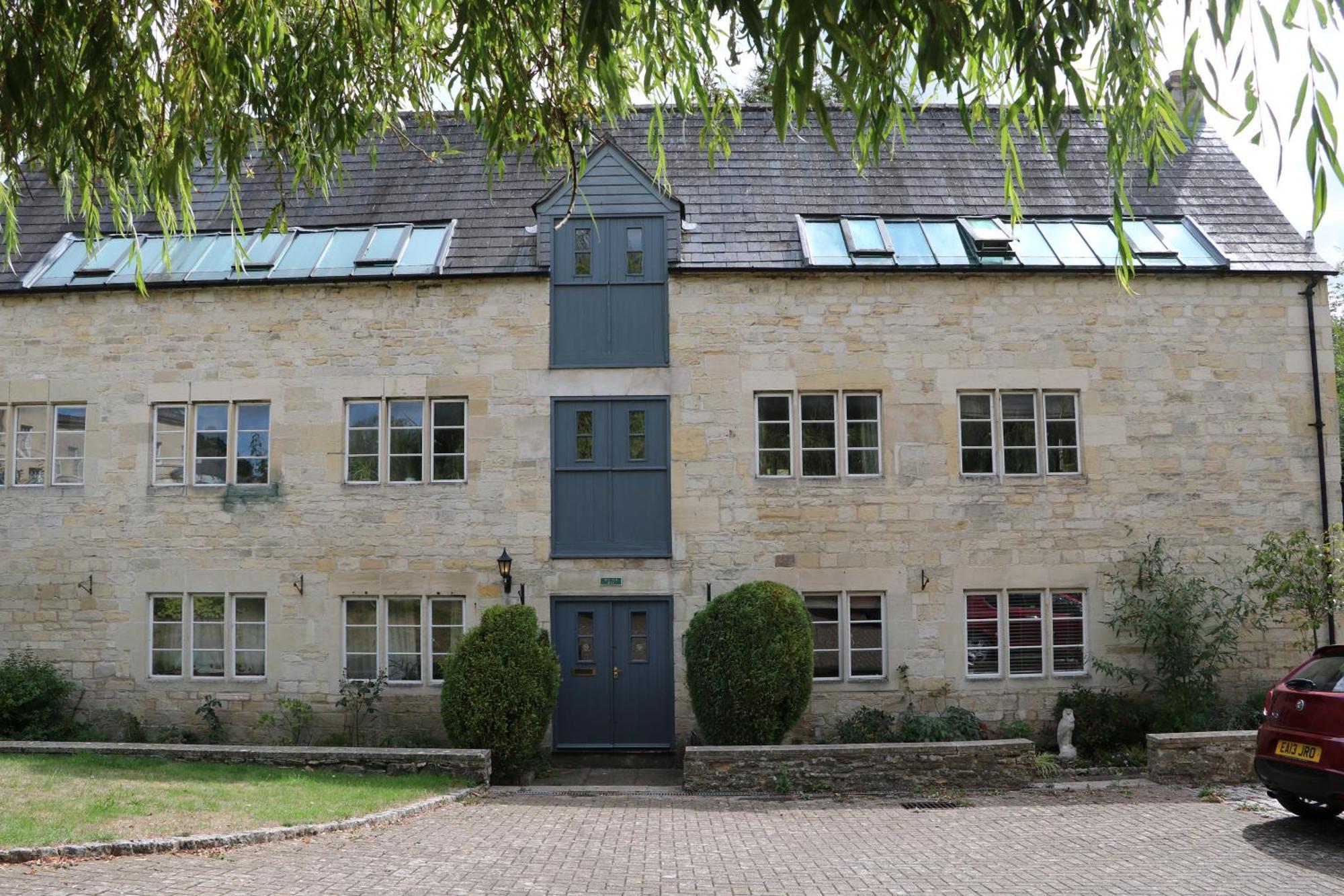 Flat 1 - The Old Mill - Bowbridge Lock - Stroud Leilighet Stroud  Eksteriør bilde